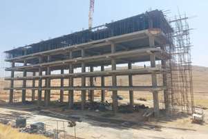 One Step Away from Completing the Structure of Shiraz Health Park’s Central Building